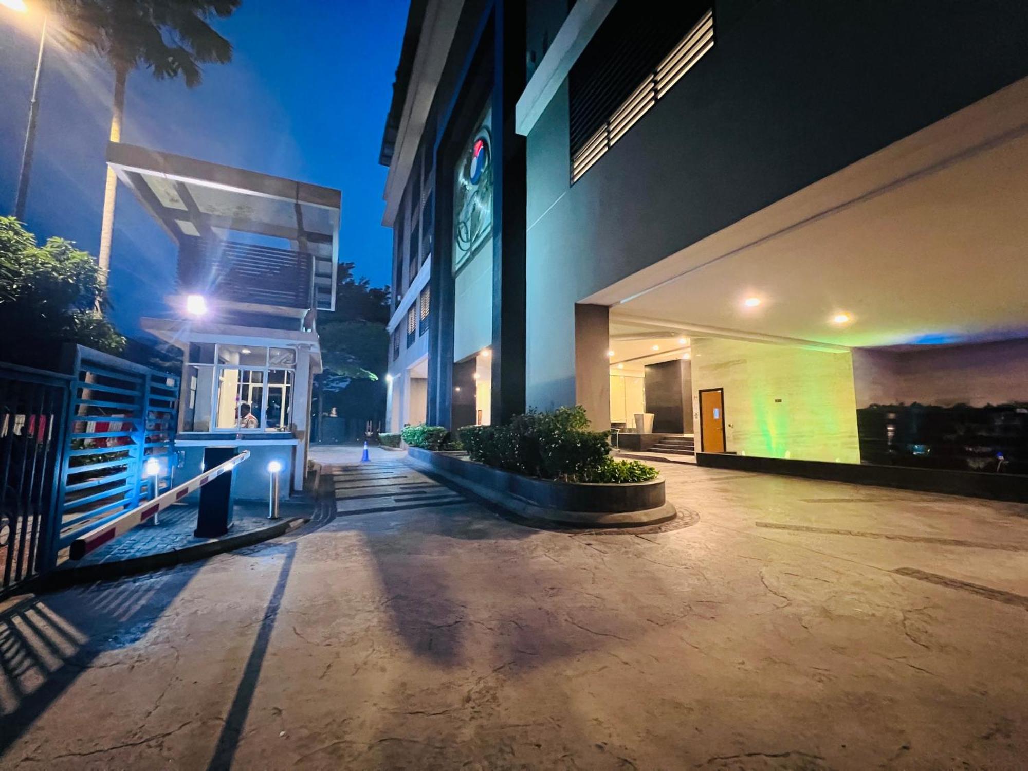 Cozyhome Suites @ Casa Residency クアラルンプール エクステリア 写真